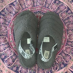Fluff Yeah Ugg Slides